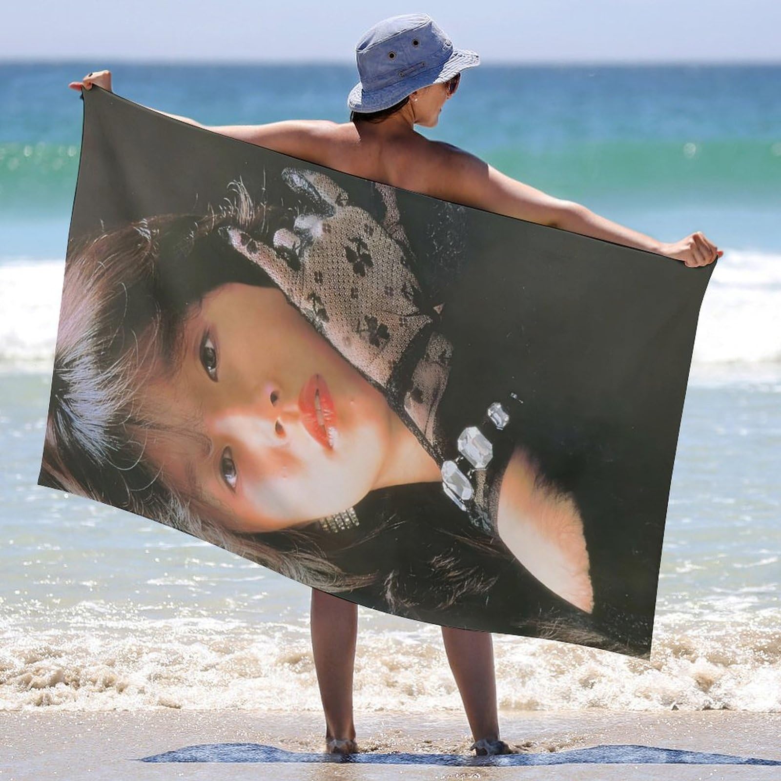 中森明菜 写真展 2点セット フォトブック タオル 中森明菜デビュー43周年を記念した写真展『43rd ANNIVERSARY AKINA